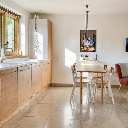 Farnborough  Finch Cottage מראה חיצוני תמונה